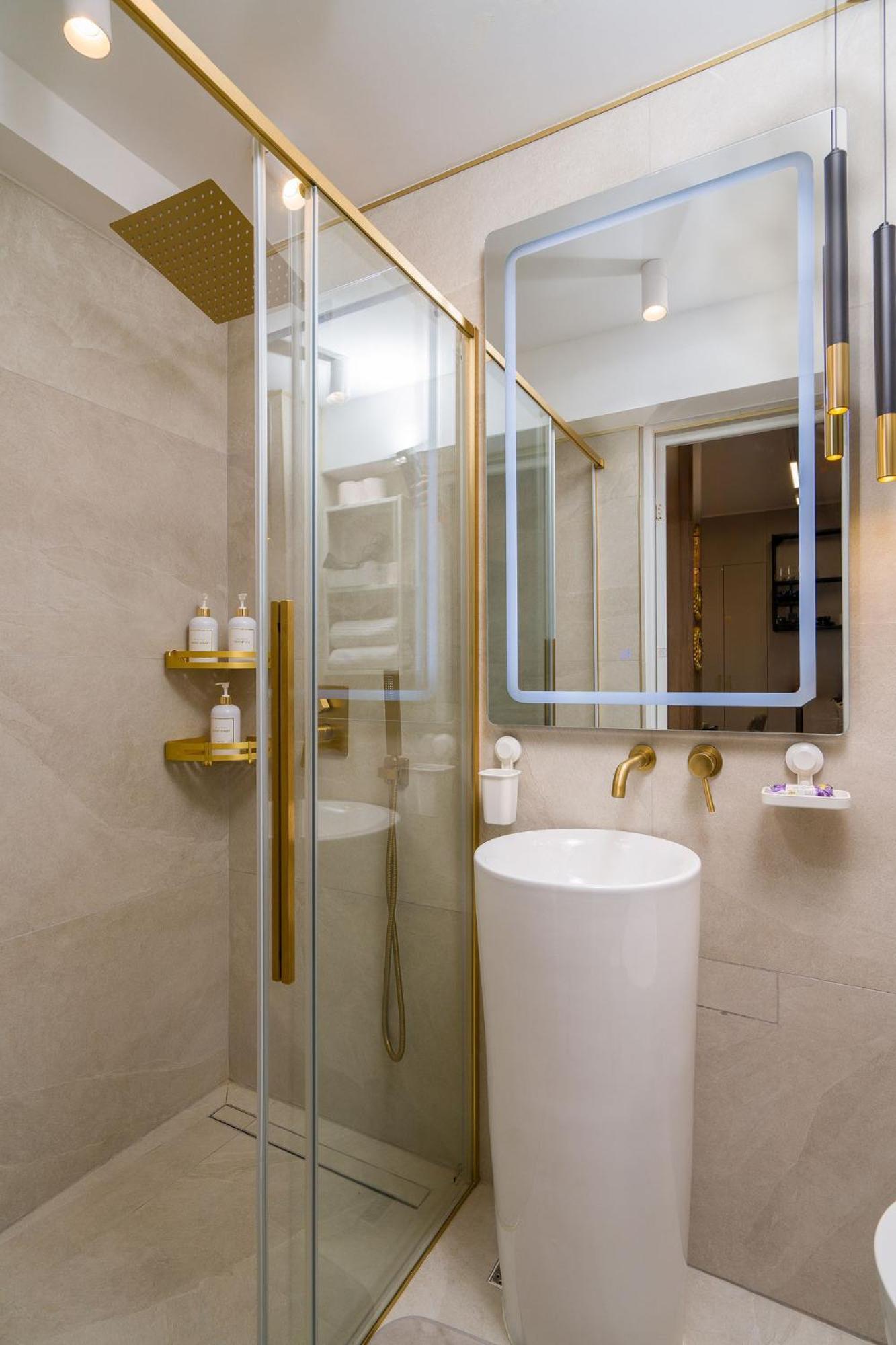 Romana Vibe Elegance In The Heart Of The City بوخارست المظهر الخارجي الصورة